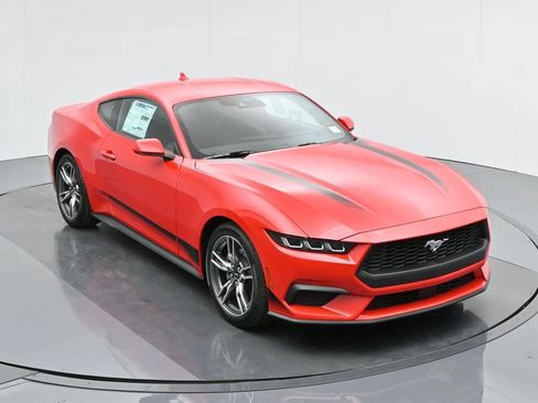 Used 2024 Ford Mustang Coupe RWD image 34