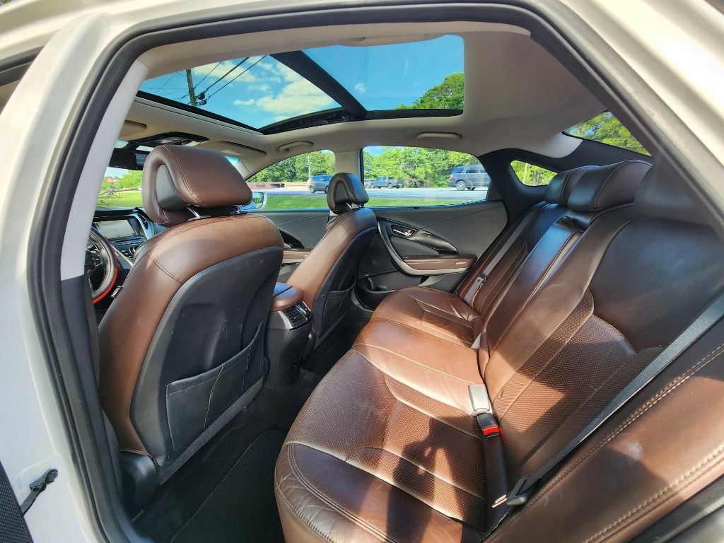 Used 2013 Hyundai Azera w/ Technology Pkg FWD image 6