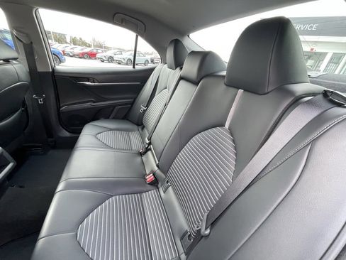 Used 2024 Toyota Camry SE image 25
