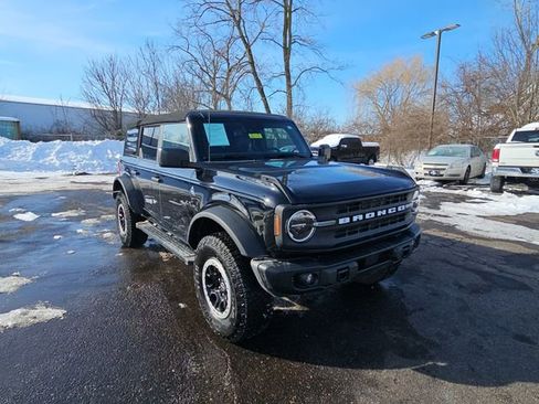 Used 2022 Ford Bronco Black Diamond w/ Sasquatch Package image 10