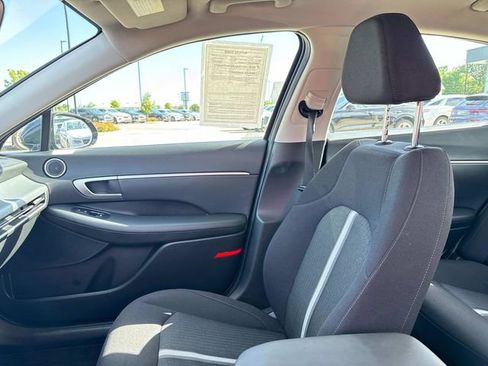Used 2025 Hyundai Sonata SEL FWD image 22