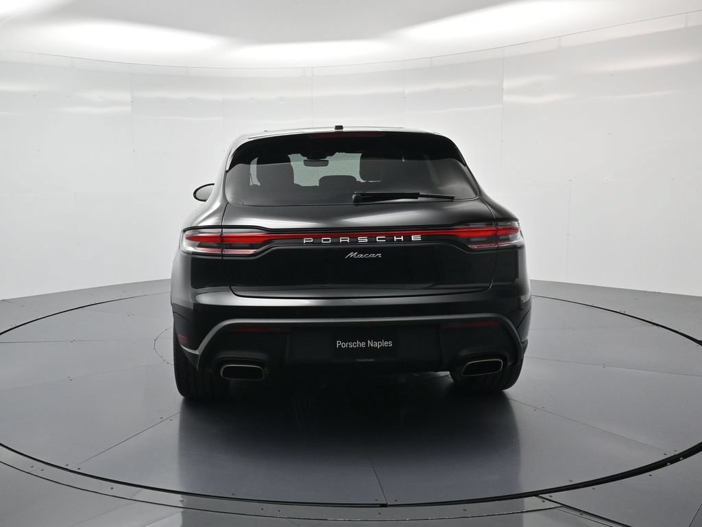 Certified 2026 Porsche Macan AWD/4WD image 29