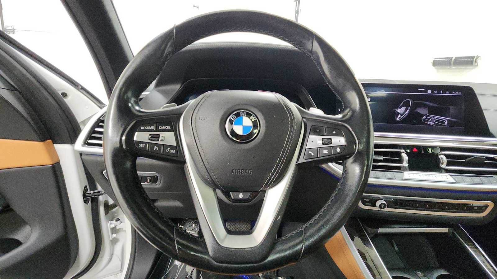 Used 2019 BMW X5 xDrive40i w/ Premium Package 2 AWD/4WD image 16