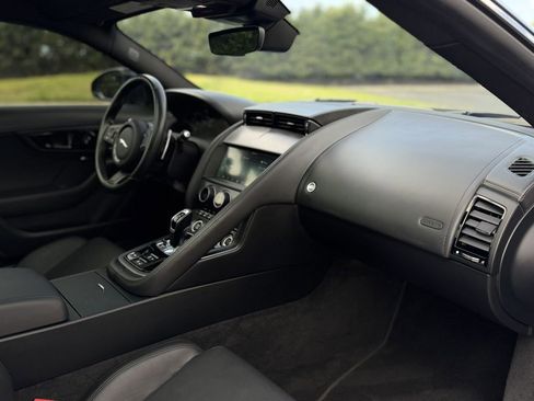 Used 2023 Jaguar F-TYPE R-Dynamic AWD/4WD image 21