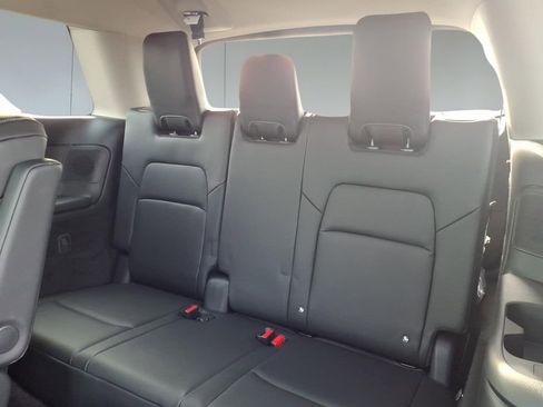 New 2026 Nissan Pathfinder SL w/ SL Premium Package AWD/4WD image 29