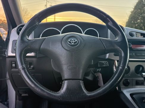 Used 2006 Toyota Matrix image 7
