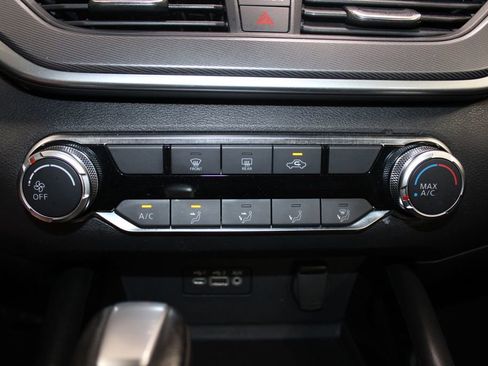 Used 2024 Nissan Altima 2.5 SR image 46