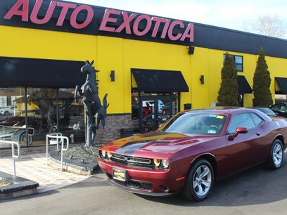 Used 2018 Dodge Challenger SXT