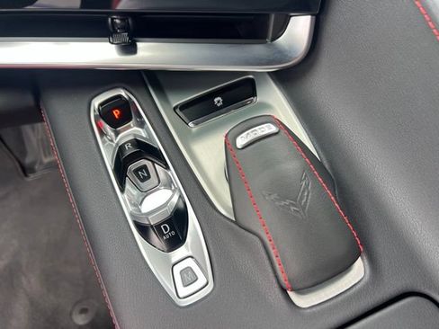 Used 2025 Chevrolet Corvette Z06 RWD image 18