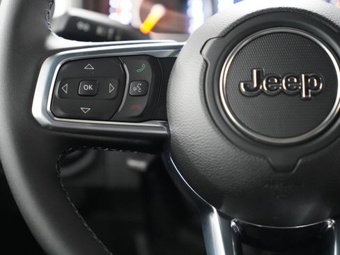 New 2026 Jeep Wrangler Sahara AWD/4WD image 19