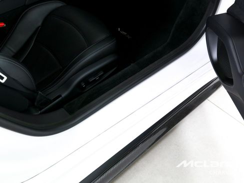Used 2018 Acura NSX image 21