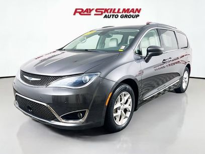 Used 2019 Chrysler Pacifica Touring-L Plus w/ Advanced Safetytec Group