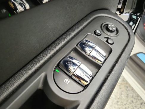 Used 2023 MINI Cooper Countryman S w/ Premium Package image 28