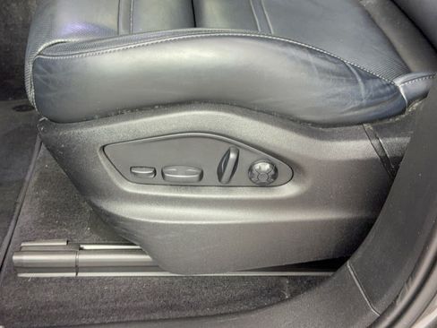 Certified 2023 Porsche Cayenne Coupe AWD/4WD image 16