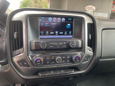 Used 2017 Chevrolet Silverado 1500 LT w/ All Star Edition AWD/4WD image 12