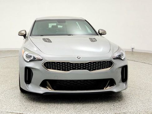 Used 2021 Kia Stinger GT-Line RWD image 2