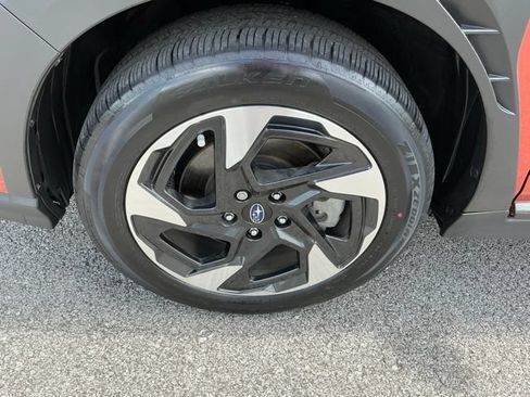 Certified 2024 Subaru Crosstrek 2.5i Limited AWD/4WD image 9
