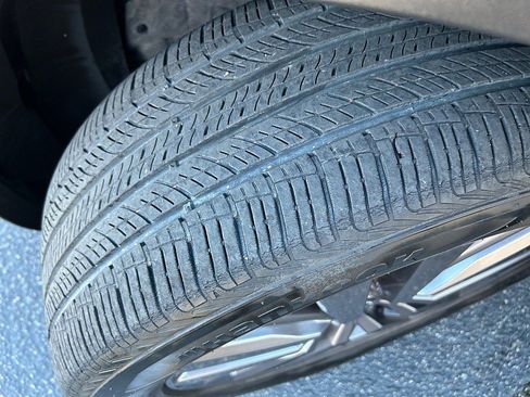 Used 2023 Nissan Pathfinder SL w/ SL Premium Package image 17