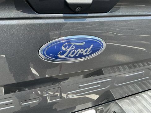 Used 2019 Ford F150 XL w/ Equipment Group 101A Mid AWD/4WD image 5