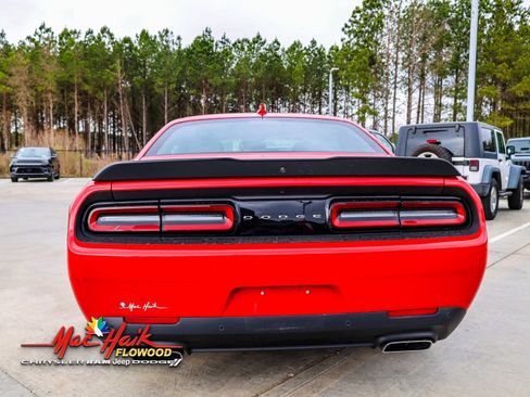 Used 2023 Dodge Challenger R/T w/ Plus Package image 5