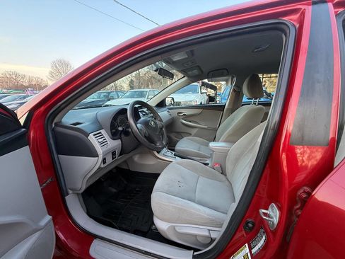 Used 2013 Toyota Corolla LE Special Edition image 6