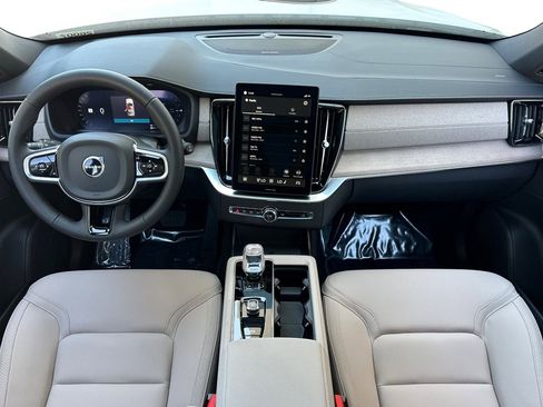 New 2026 Volvo XC90 T8 Plus w/ Protection Package Premier image 3