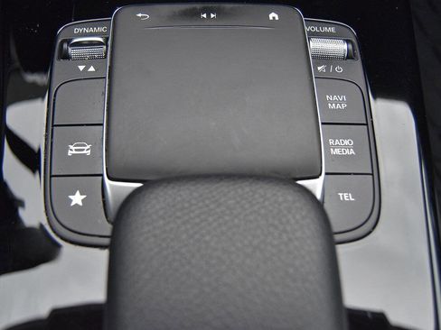 Used 2021 Mercedes-Benz CLA 250 4MATIC w/ Premium Package image 41