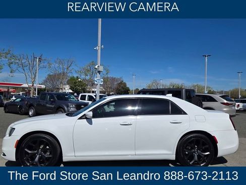 Used 2022 Chrysler 300 S image 6