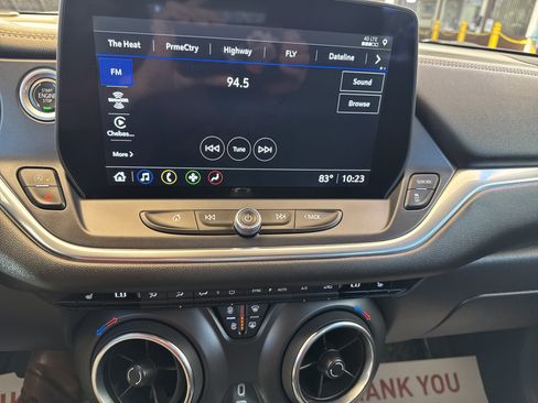 Used 2023 Chevrolet Blazer LT image 21