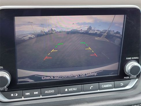 Used 2021 Nissan Rogue S image 20