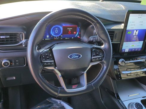 Used 2022 Ford Explorer ST w/ Equipment Group 401A image 16