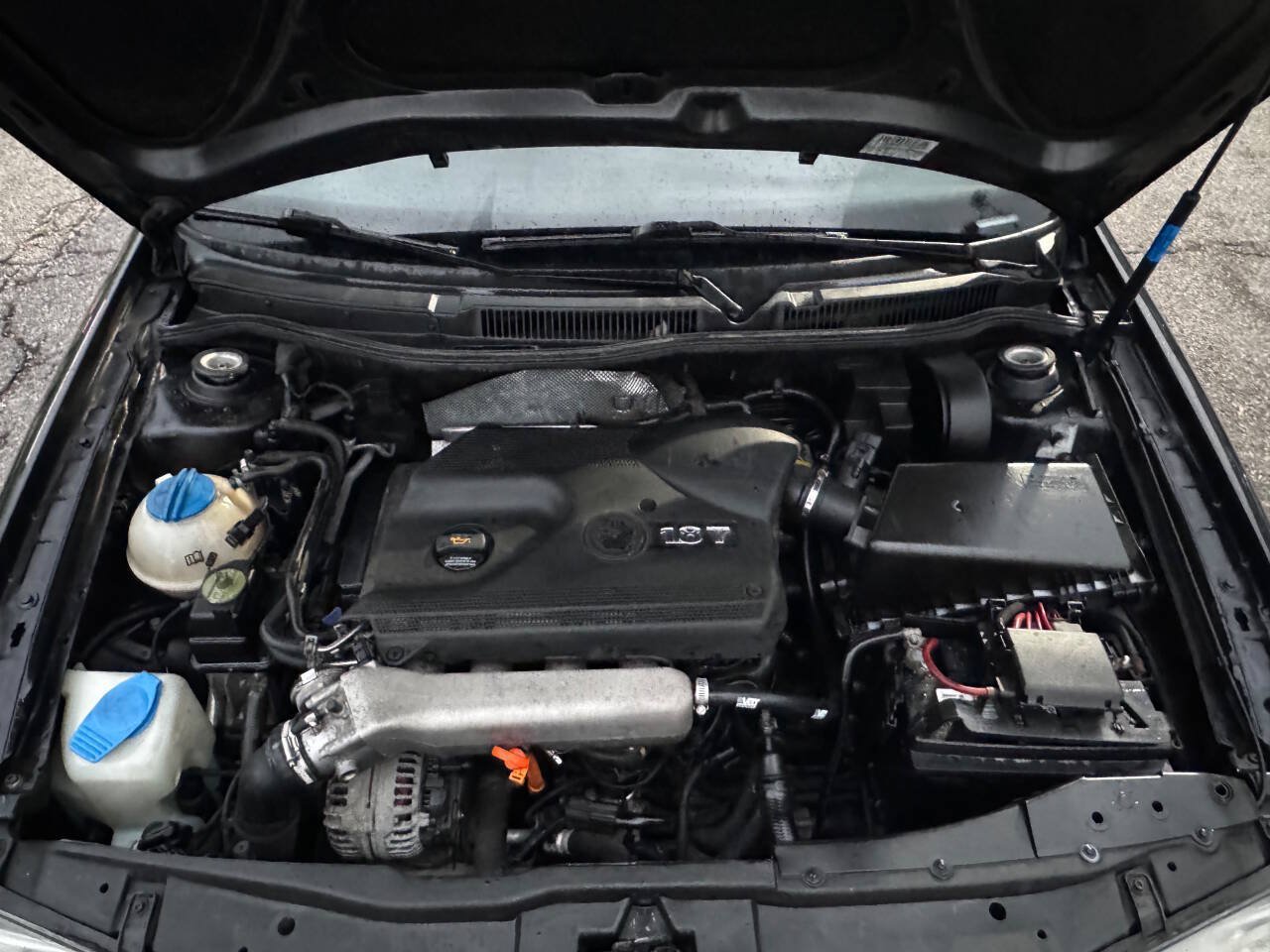 Used 2005 Volkswagen Jetta GLI FWD image 8