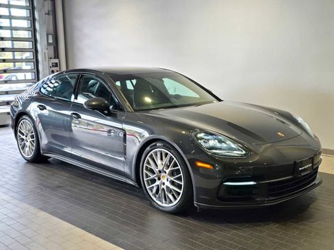 Used 2018 Porsche Panamera 4S AWD/4WD image 9