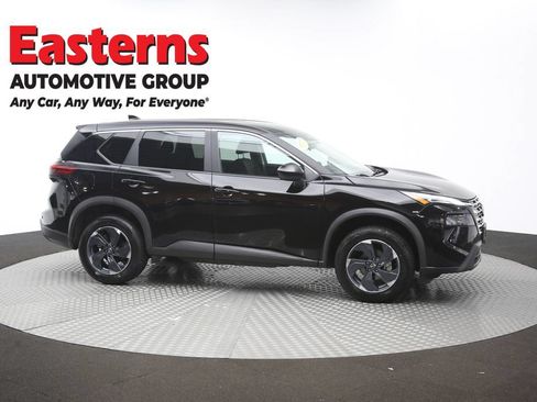 Used 2024 Nissan Rogue SV AWD/4WD image 46