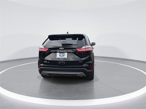 Used 2024 Ford Edge SEL image 7