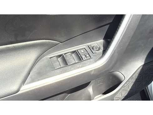 Certified 2020 Toyota RAV4 XLE w/ Convenience Package AWD/4WD image 11