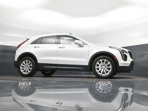 Used 2021 Cadillac XT4 Luxury FWD image 38