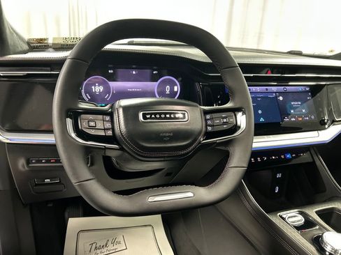 Used 2024 Jeep Wagoneer Launch Edition image 15