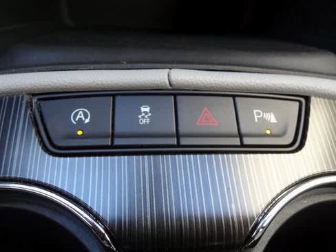 Used 2023 GMC Acadia SLT image 36