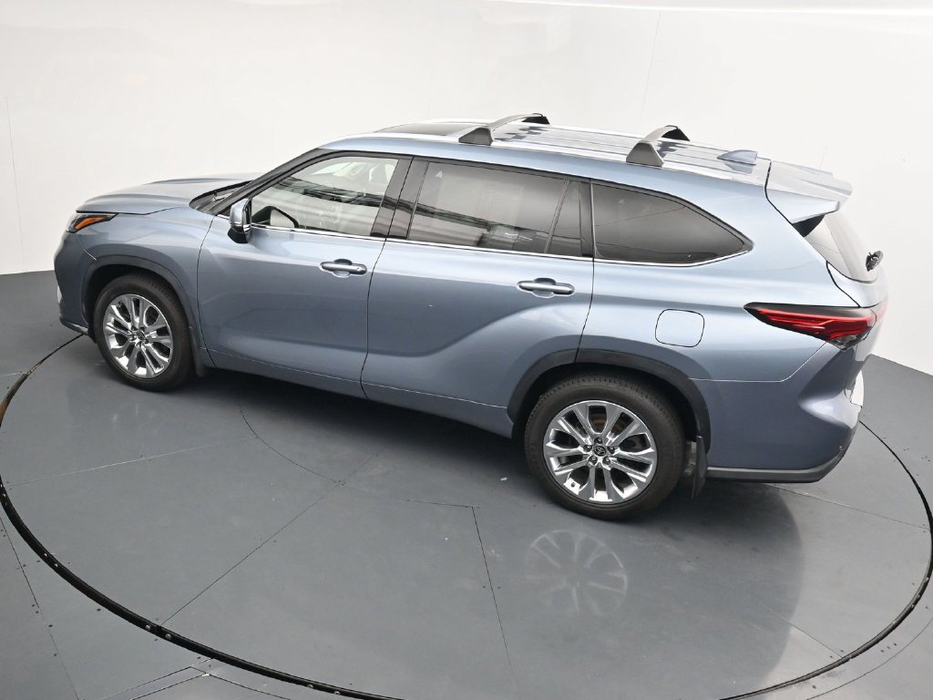 Used 2023 Toyota Highlander Limited AWD/4WD image 27