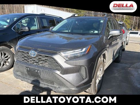 Used 2024 Toyota RAV4 XLE w/ Convenience Package image 1