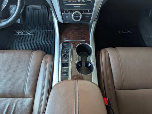 Used 2018 Acura TLX V6 w/ Technology Package FWD image 40