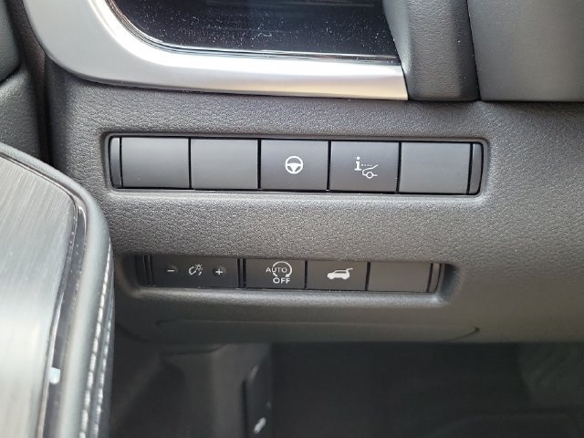 Certified 2025 Nissan Rogue SL w/ SL Premium Package FWD image 25