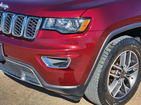 Used 2020 Jeep Grand Cherokee Limited image 9