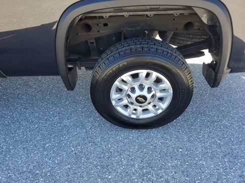 Certified 2024 Chevrolet Silverado 2500 LT image 20