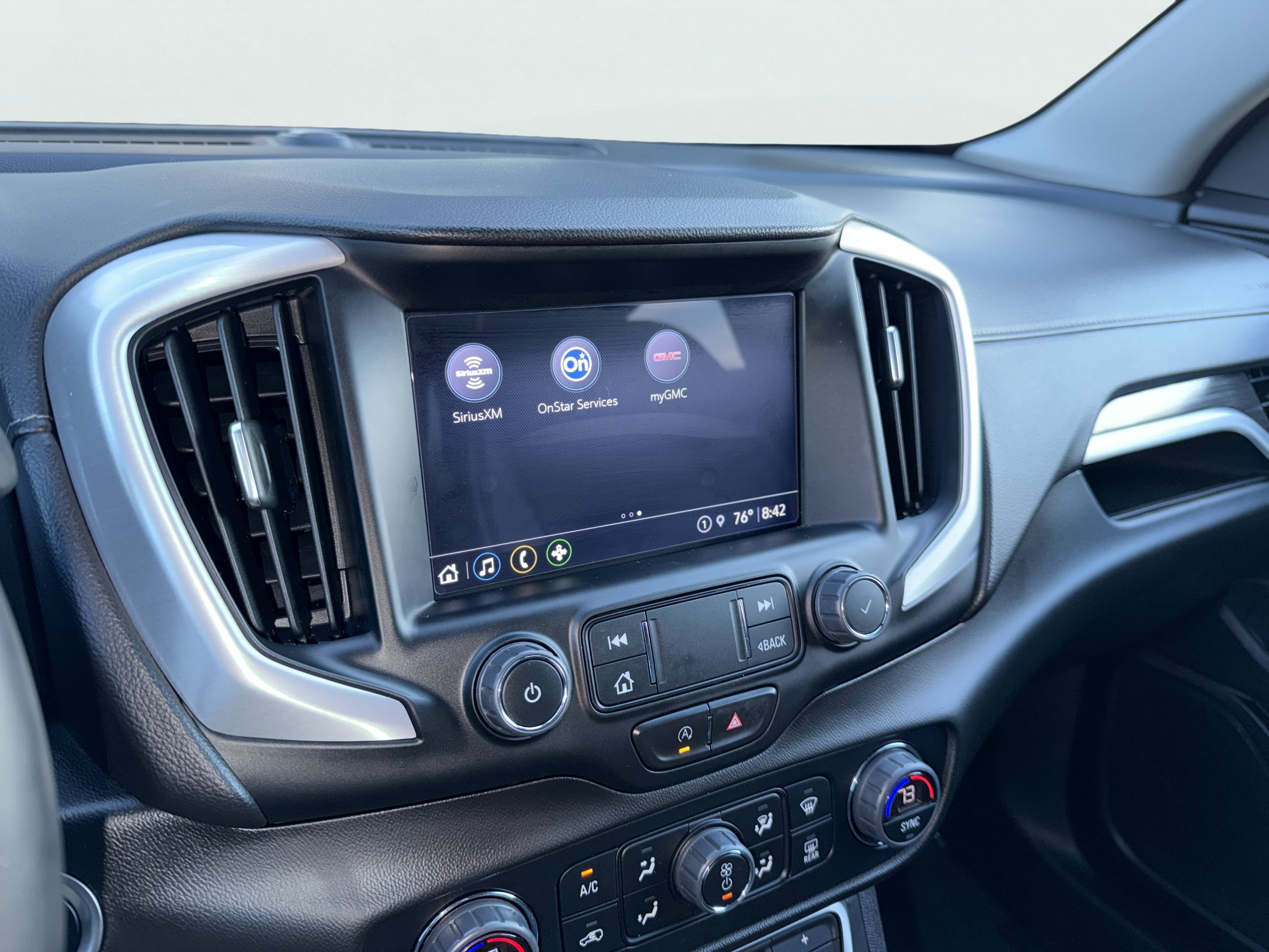 Used 2023 GMC Terrain SLT w/ Elevation Edition AWD/4WD image 29