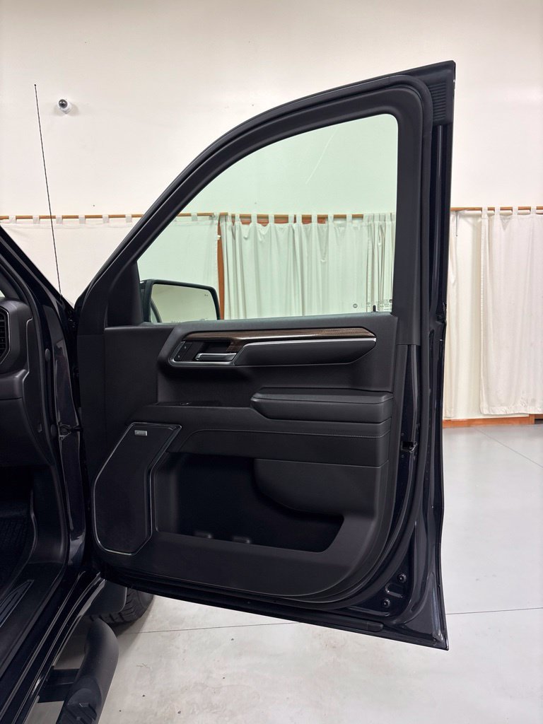 Used 2023 Chevrolet Silverado 1500 RST w/ RST All Star Premium Package AWD/4WD image 28