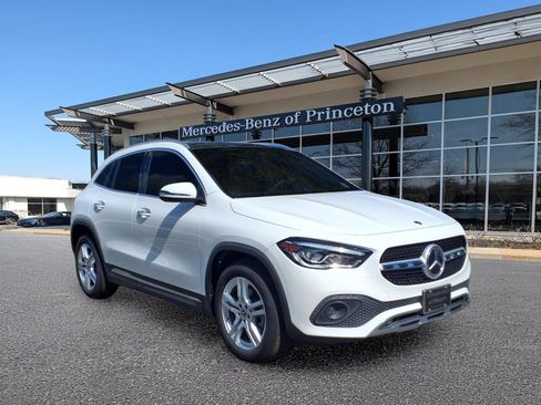 Certified 2022 Mercedes-Benz GLA 250 4MATIC image 1