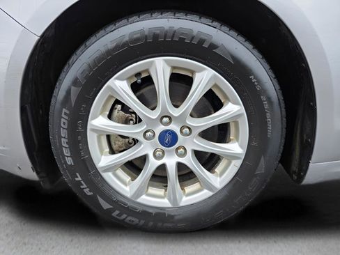 Used 2020 Ford Fusion Titanium image 11