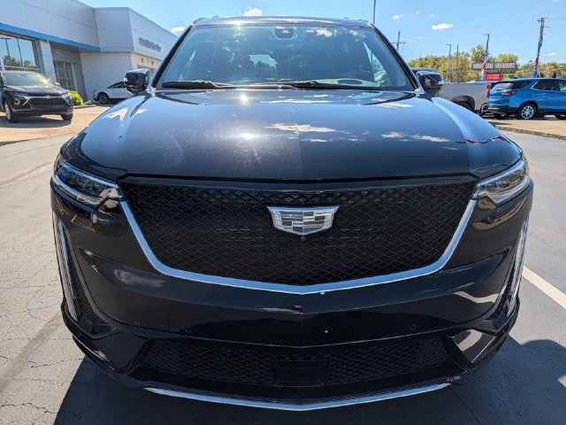 Used 2024 Cadillac XT6 Sport w/ Platinum Package AWD/4WD image 8